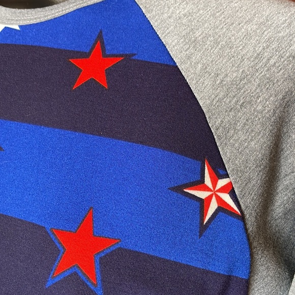 Clearance LuLaRoe Randy t-shirt XS - Picture 3 of 5